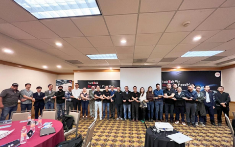 �»�������Я�ֿͻ��������鹲ӭī���繤ҵ���ֻ���չ�»���