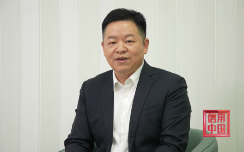 �Ϻ���ɣ�AI���ָ��ܣ��Ƽ��˰�