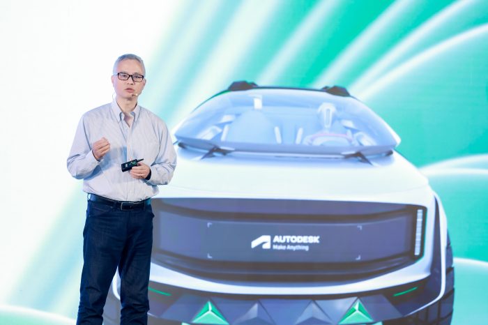 6389475638417204515712363