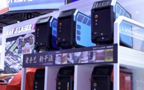 �ֳּ��⺸ȥ��ĭ�������弤�⡰������ϵ�д��켼���ƾֵ�һǹ