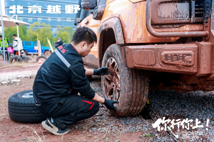 6390080469695378682820319