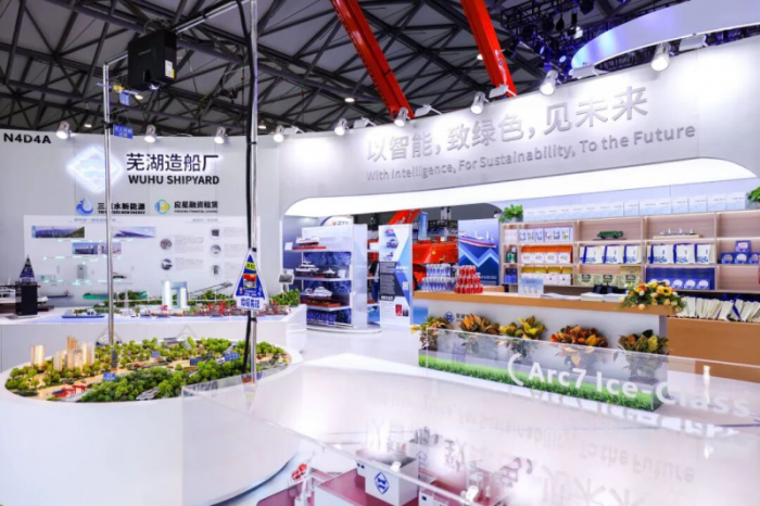 692ff6b6e4b00c329556128c