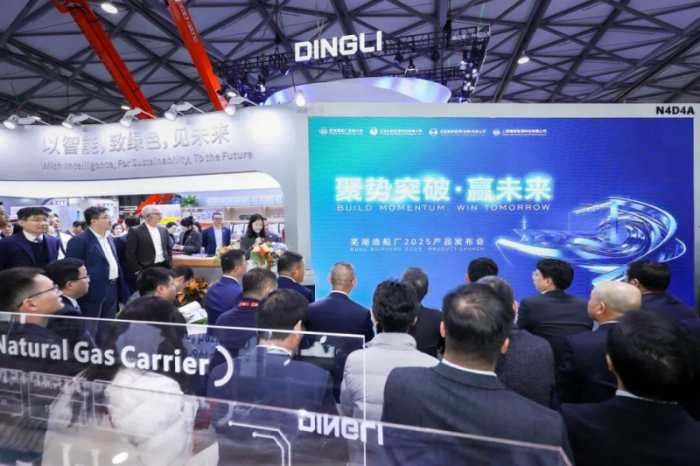 692ff6b6e4b08c7965f4218d