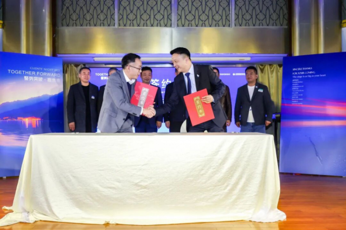 692ff6b6e4b08c7965f42191